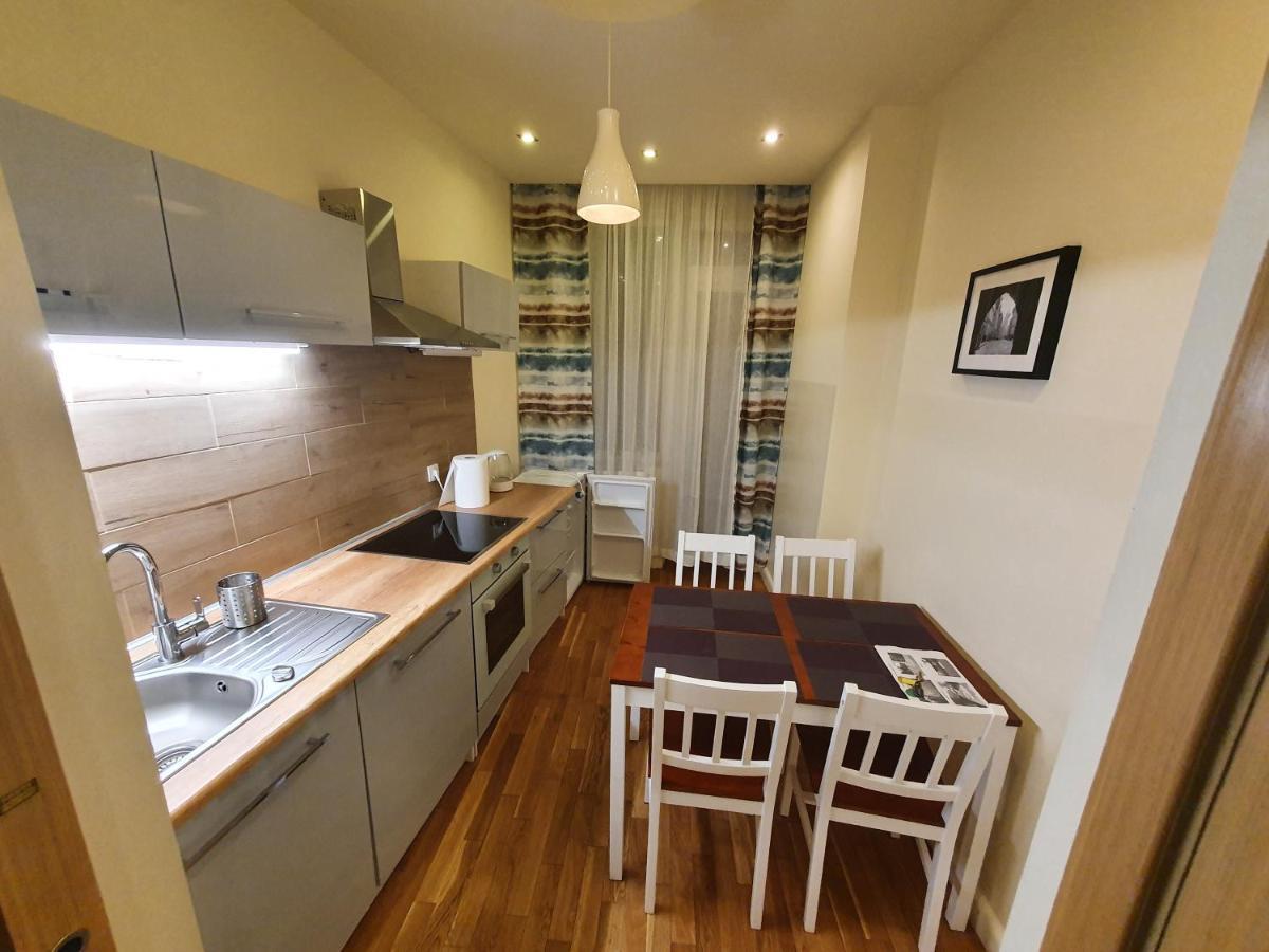 クラクフApartament Debnickiアパートメント エクステリア 写真